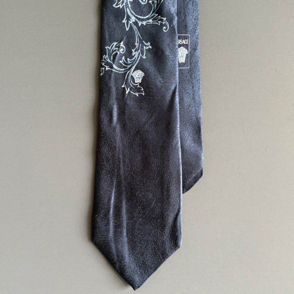 Versace Silk Baroque Medusa Head Tie | 60" | Jacquard | Made in Italy |